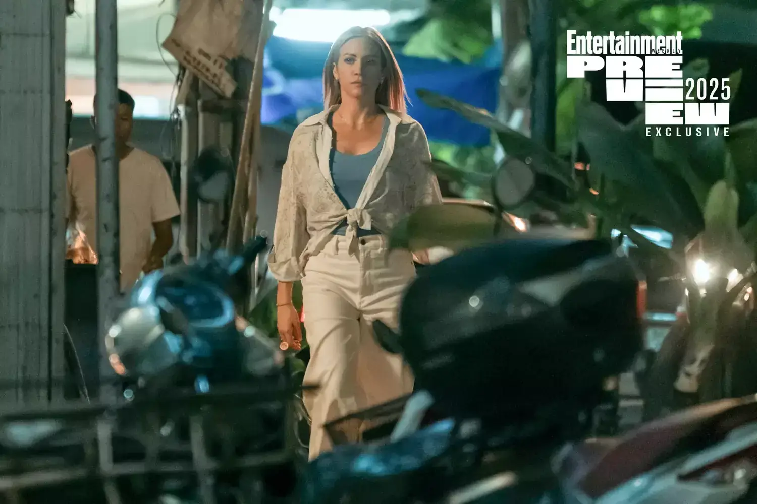 Brittany Snow goes undercover in The Night Agent season 2 photos (exclusive) Related images #17