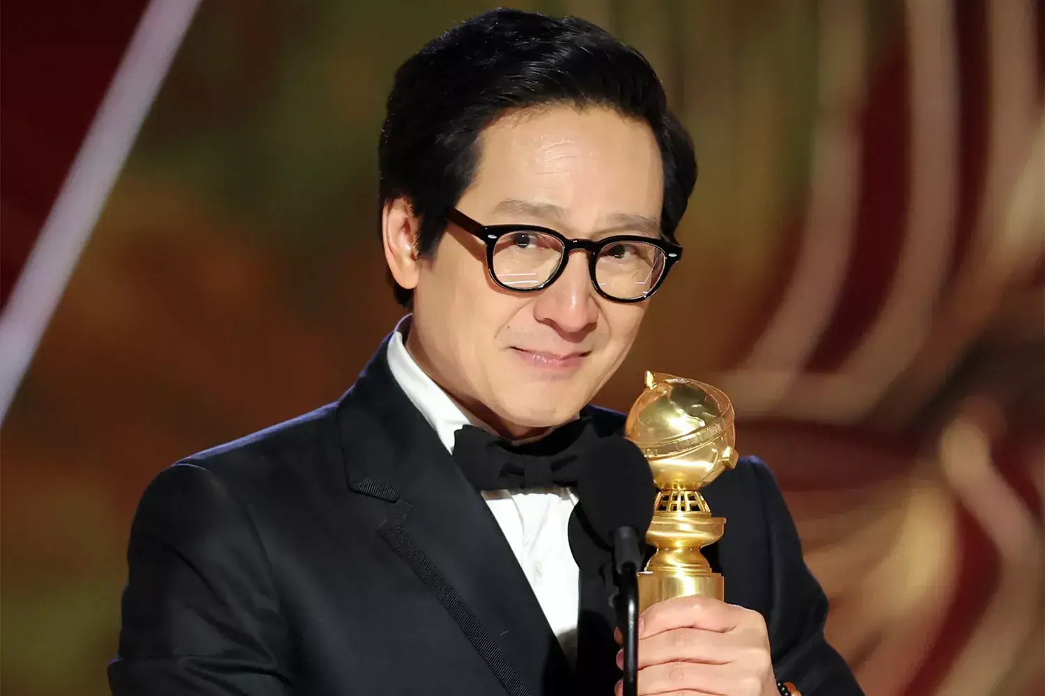 Ke Huy Quan 'teared up' when Demi Moore won her first Golden Globe: 'I know what that was like' Related images #5
