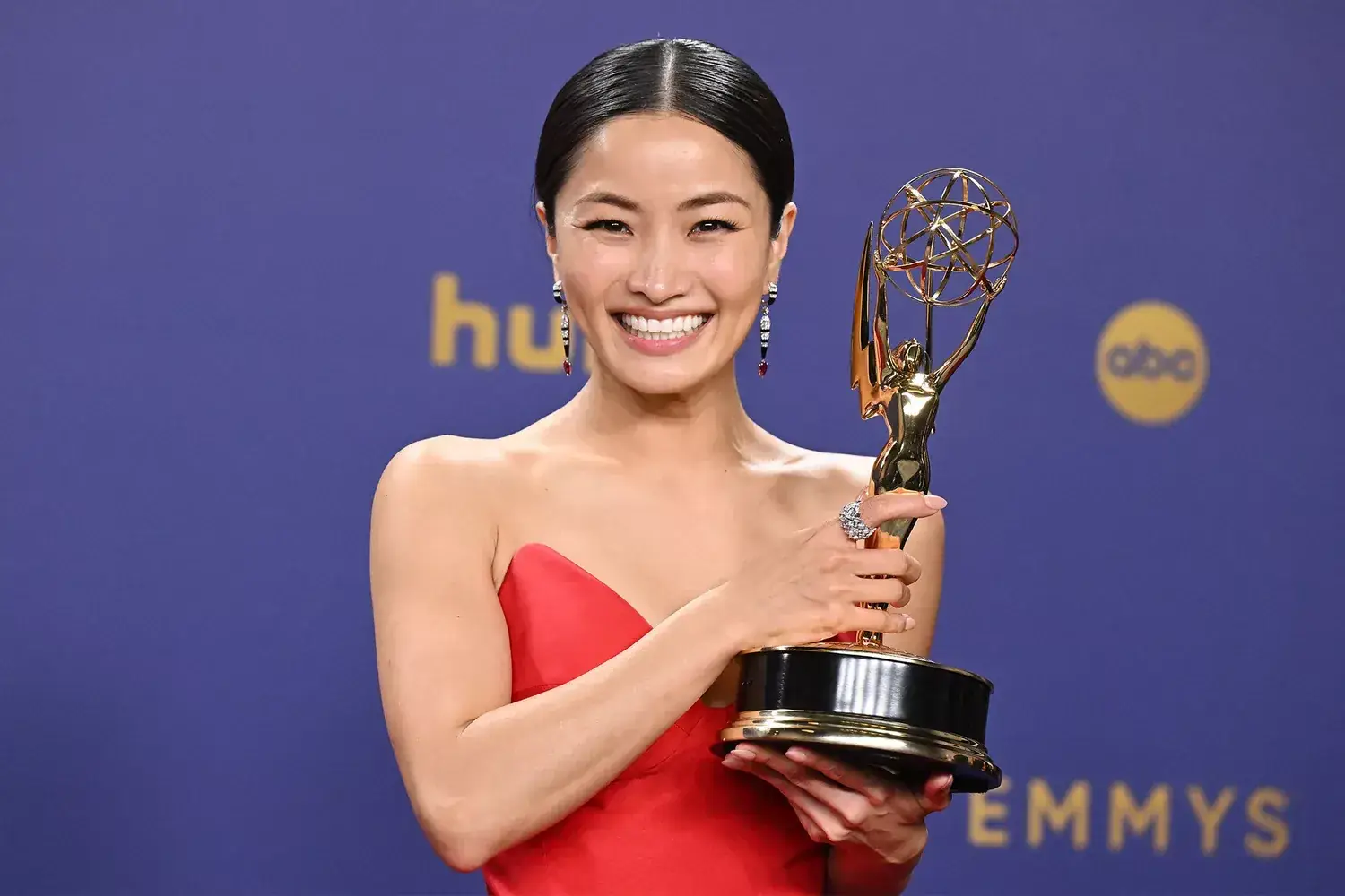 Anna Sawai on her emotional Emmys win, similarities between her 'repressed' Pachinko and Shōgun characters Related images #6