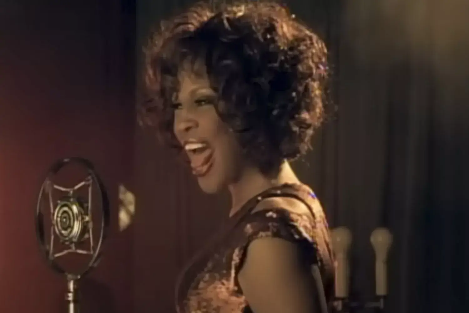 The 25 best Whitney Houston songs, from deep cuts to chart-toppers Related images #46