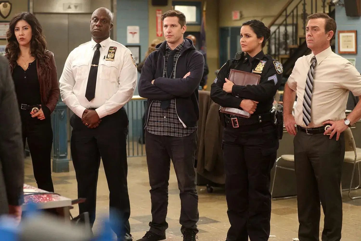 Brooklyn Nine-Nine pays tribute to Capt. Holt star Andre Braugher after actor's death: 'Always our Captain' Illustrations