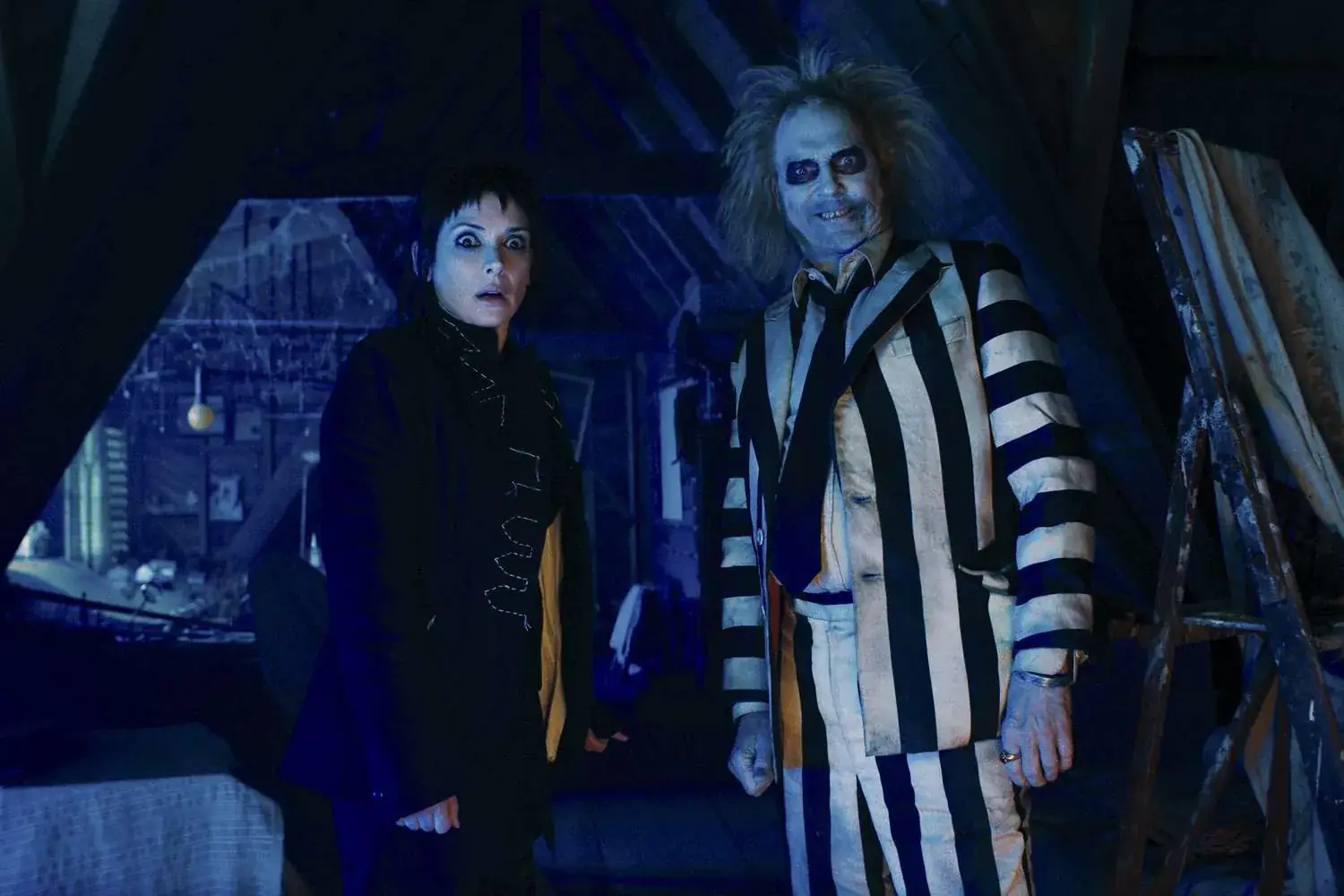 Beetlejuice star Winona Ryder thought Lydia would be 'this spinster' rather than a mom in sequel Illustrations