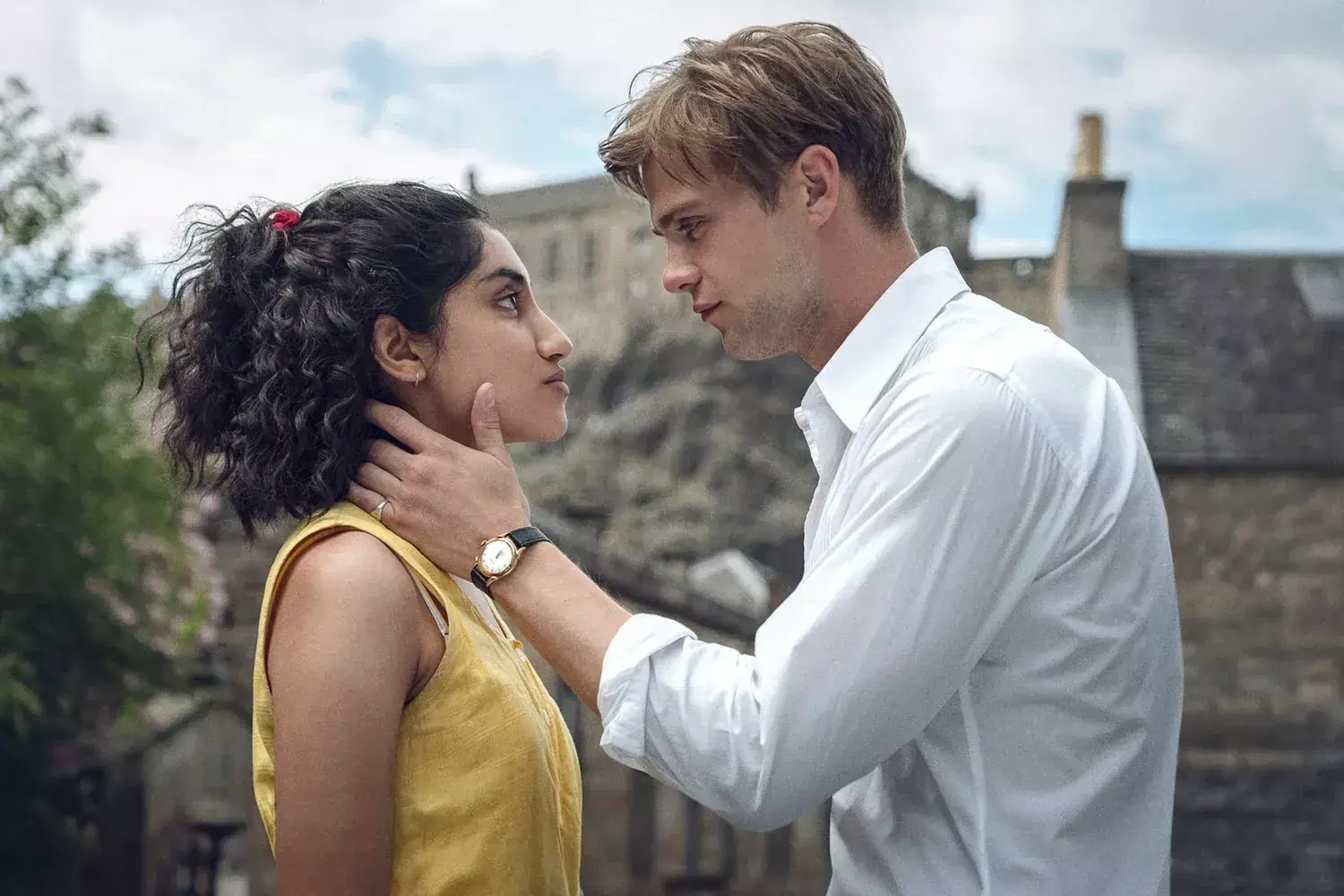 Ambika Mod, Leo Woodall give a chemistry lesson in One Day first-look photos Illustrations