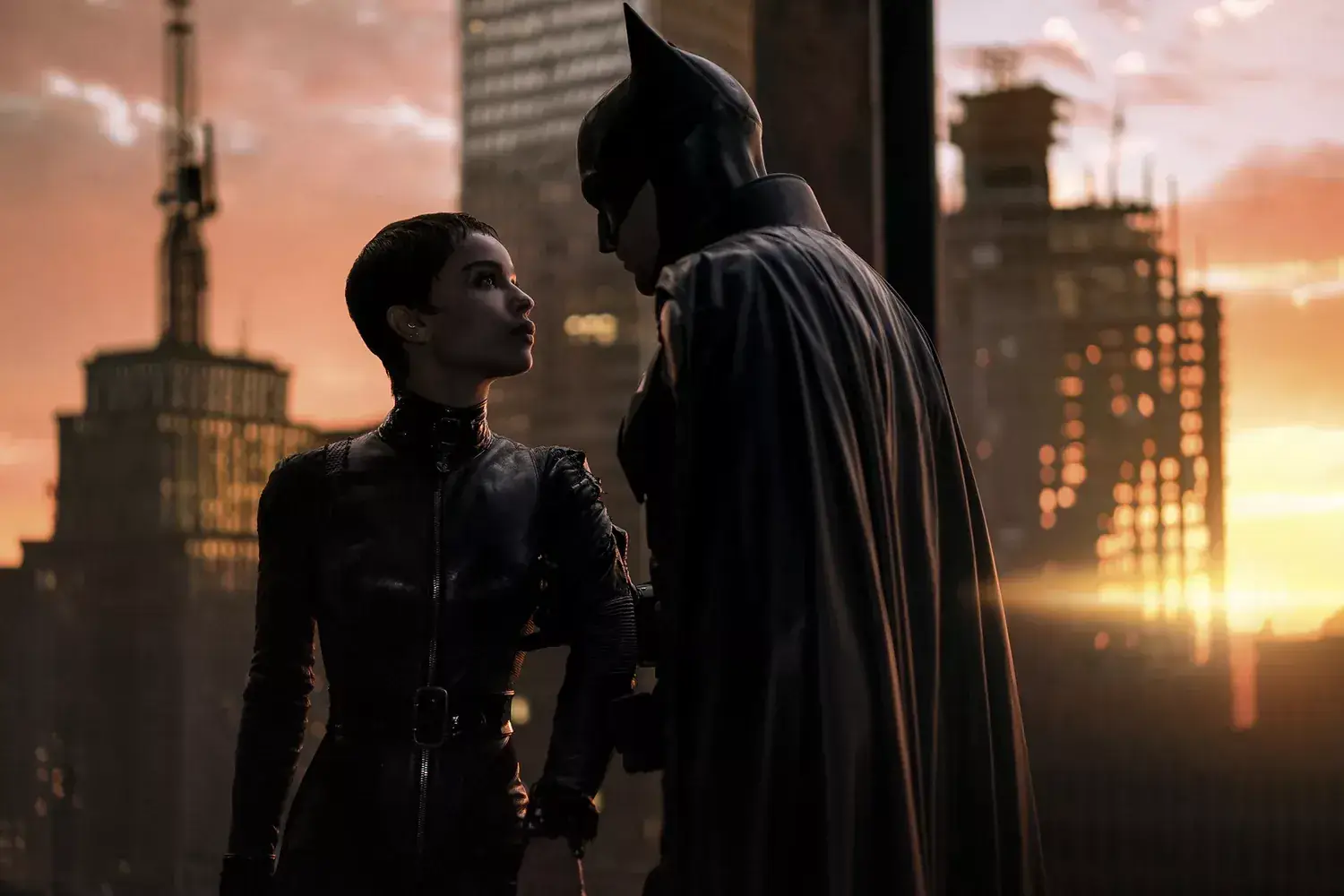 Robert Pattinson really 'f‑‑‑ing hopes' The Batman 2 films soon: 'I'm going to be f‑‑‑ing old Batman by the sequel' Related images #6