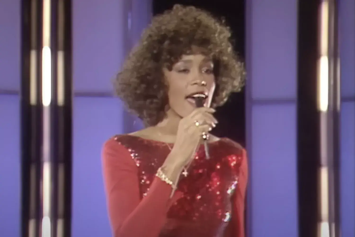 The 25 best Whitney Houston songs, from deep cuts to chart-toppers Related images #76