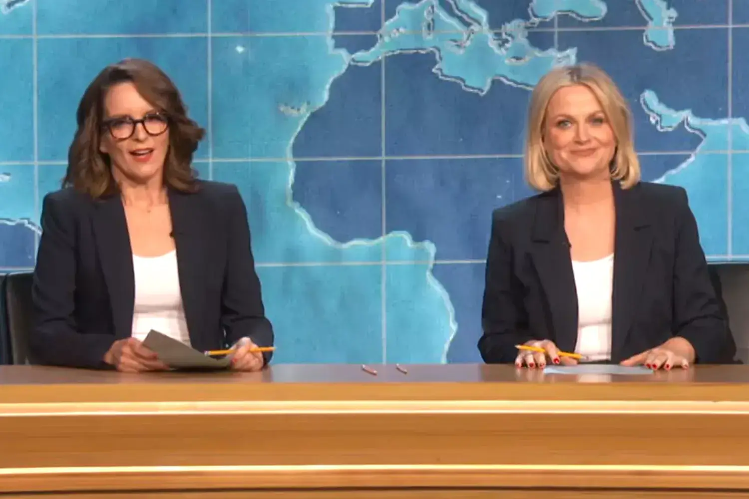 SNL stars Tina Fey and Amy Poehler co-anchor Emmys Weekend Update Related images #3