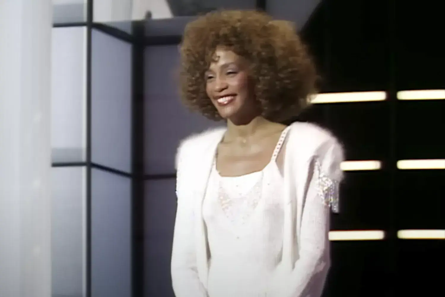 The 25 best Whitney Houston songs, from deep cuts to chart-toppers Related images #20