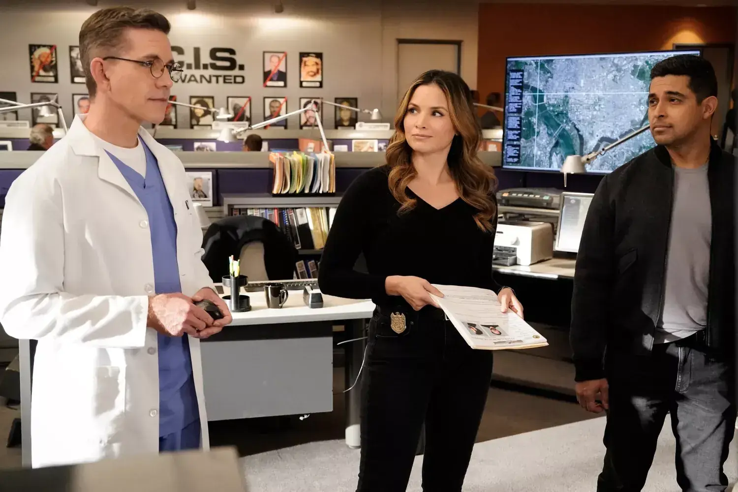 NCIS recap: Band-aids don't fix bullet holes Related images #18