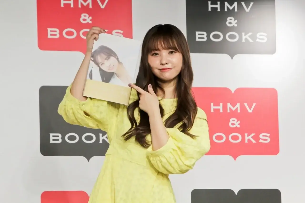 NMB48本郷柚巴が1st写真集発売！「こんなに大人っぽい格好」キャプテンの小嶋花梨も驚き | リアルライブ 表紙画像