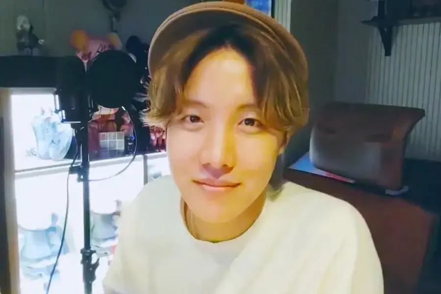 BTS's J-Hope Tells Stories Behind "Chicken Noodle Soup" And Working With Becky G 그림
