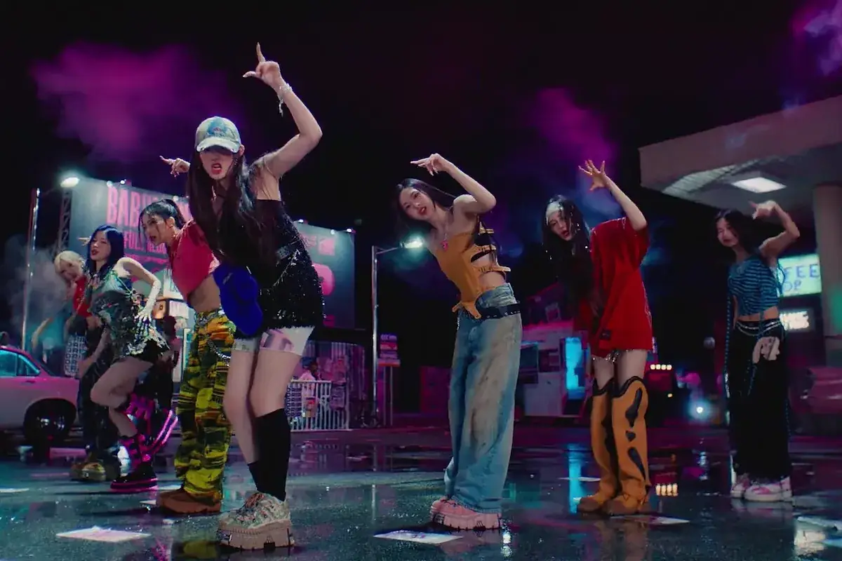 Watch: BABYMONSTER Flaunts Their "DRIP" In Colorful MV For Hip Comeback 그림