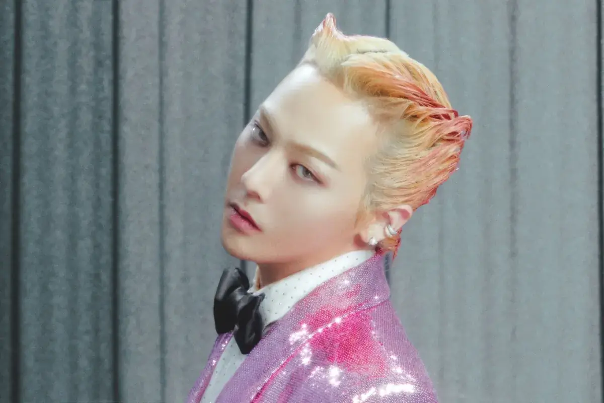 G-Dragon Smashes 1st-Week Sales Record In Just One Day + Tops iTunes Charts With "Übermensch" 그림