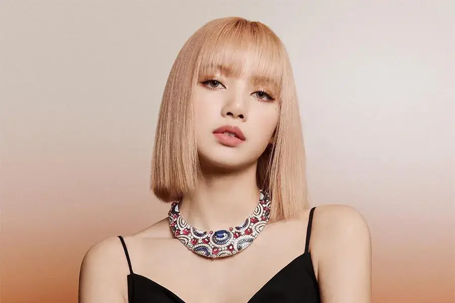 YG Entertainment Shares BLACKPINK's Lisa Is Still In Talks For Contract Renewal 표지 이미지