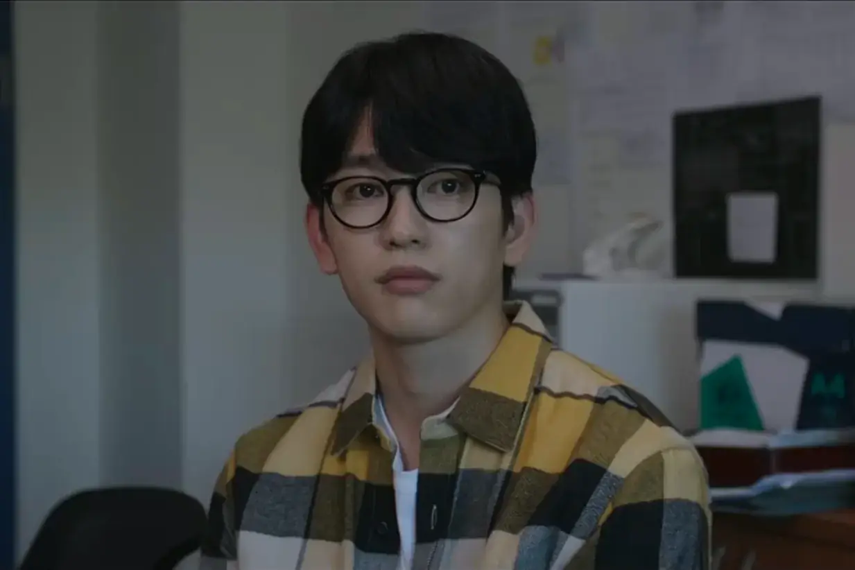 4 Truths We Discovered About Jinyoung In Episodes 3-4 Of "The Witch" 그림