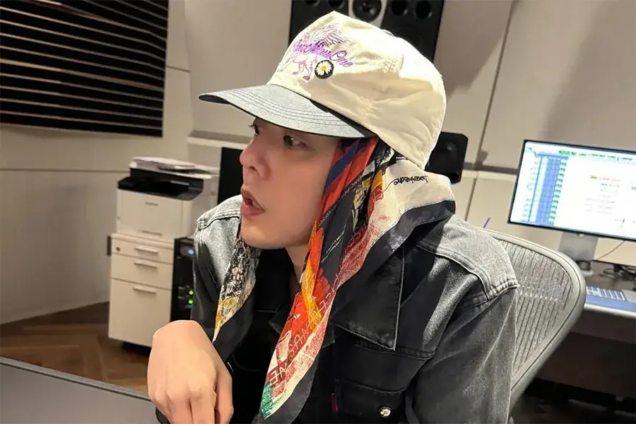 BIGBANG’s G-Dragon To Reportedly Release Full-Length Album In February + Agency Briefly Comments 그림