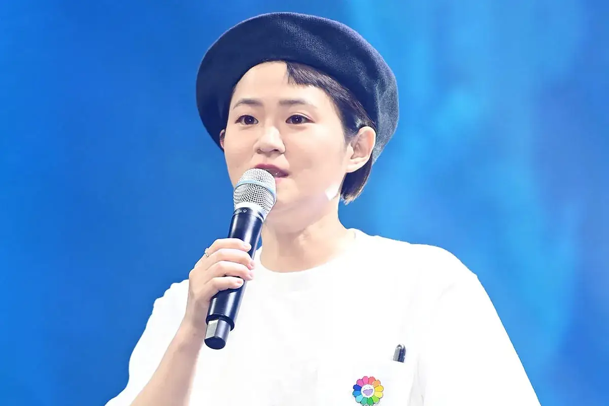 Kim Shin Young Apologizes For Her Comments About PLAVE 그림
